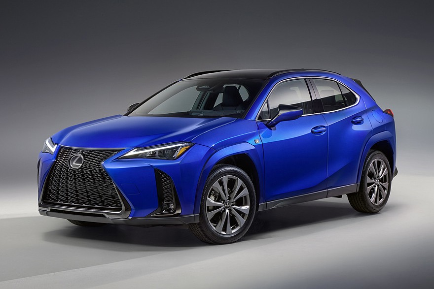 Посвежевший Lexus UX получит более мощную гибридную установку и станет быстрее